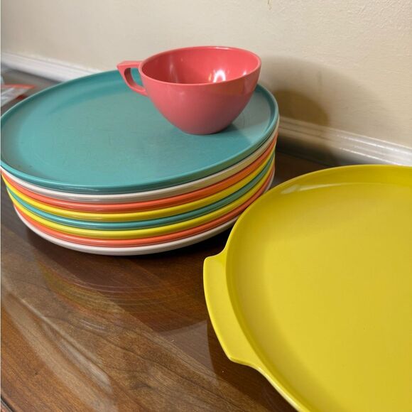 Aztec Melamine plates and platter - Picture 9 of 10